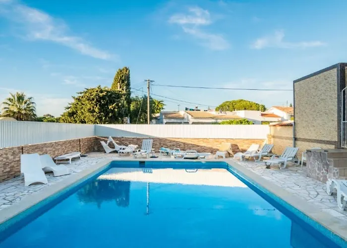 T1 Anastacio アパート *